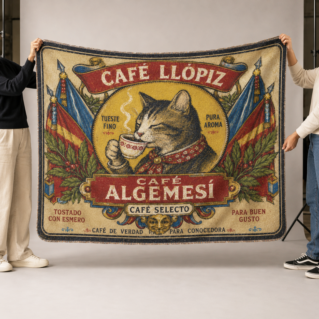 Cafe Llopiz Cat Coffee